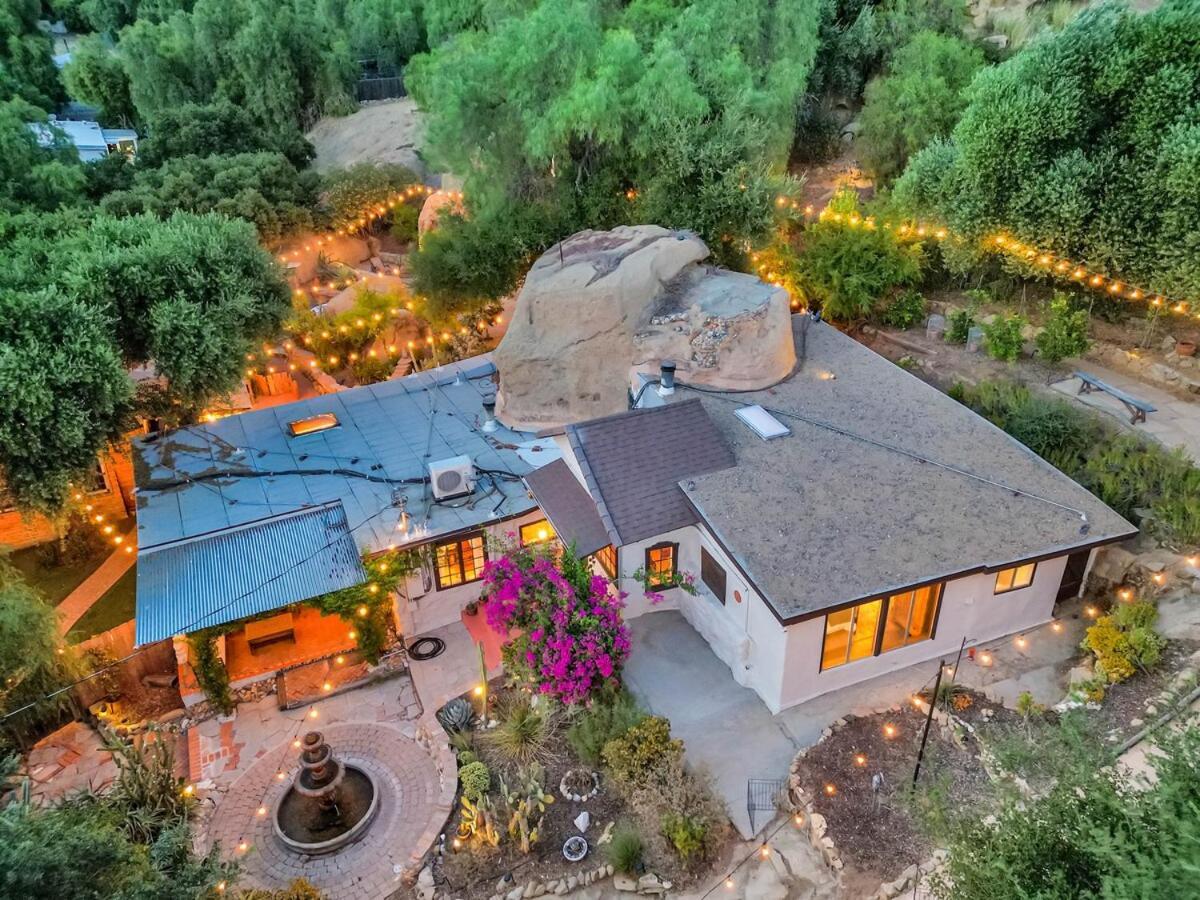 Casa vacanze Private Romantic Escape, Hidden Gem W Hot Tub