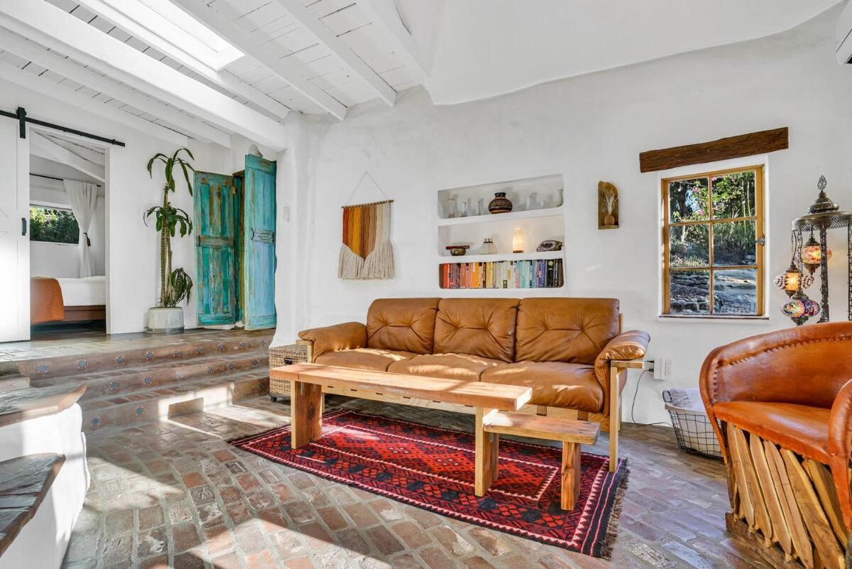 Private Romantic Escape, Hidden Gem W Hot Tub Los Angeles